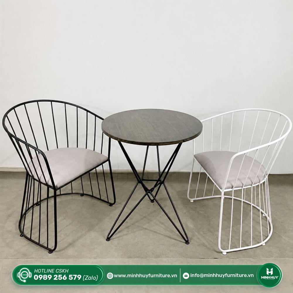 Ghế sắt Quirino kèm nệm MH007