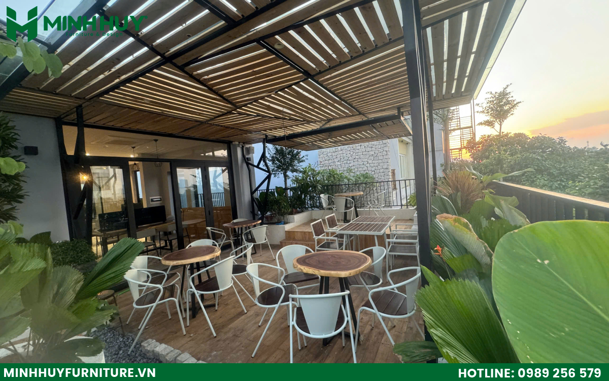 Thiết kế và thi công nội thất quán cafe sân vườn hcm