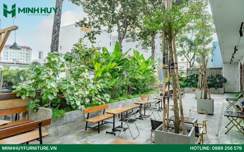Mau thiet ke quan cafe san vuon dep