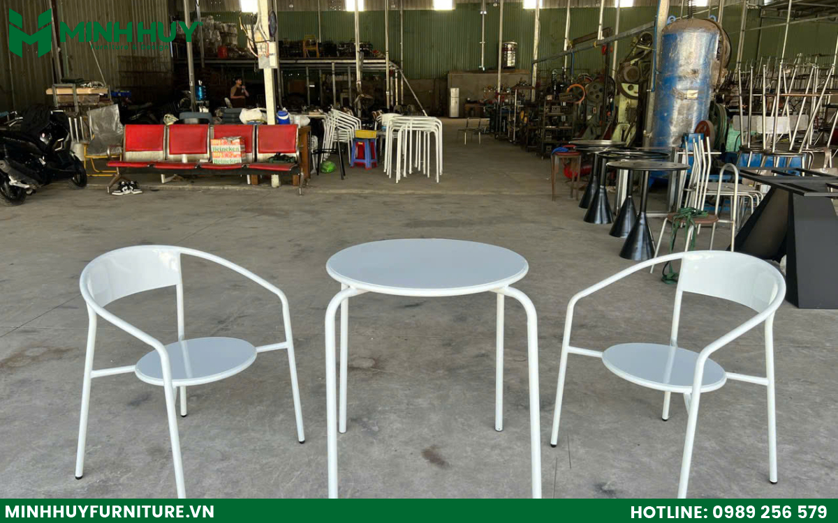 mẫu bàn ghế quán cafe phong cách công nghiệp tại hcm