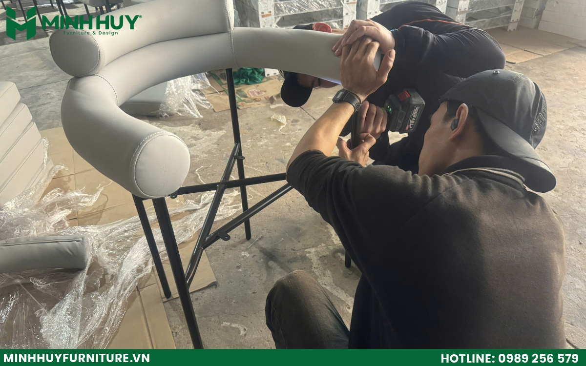 Báo giá thiết kế và thi công nội thất quán cafe sân vườn