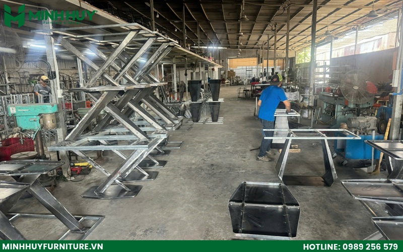 Xưởng sản xuất nội thất trực tiếp