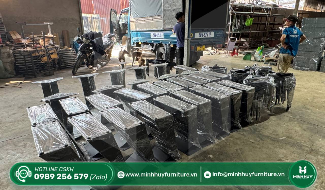 bàn ghế sắt chân cao kiểu bar đẹp