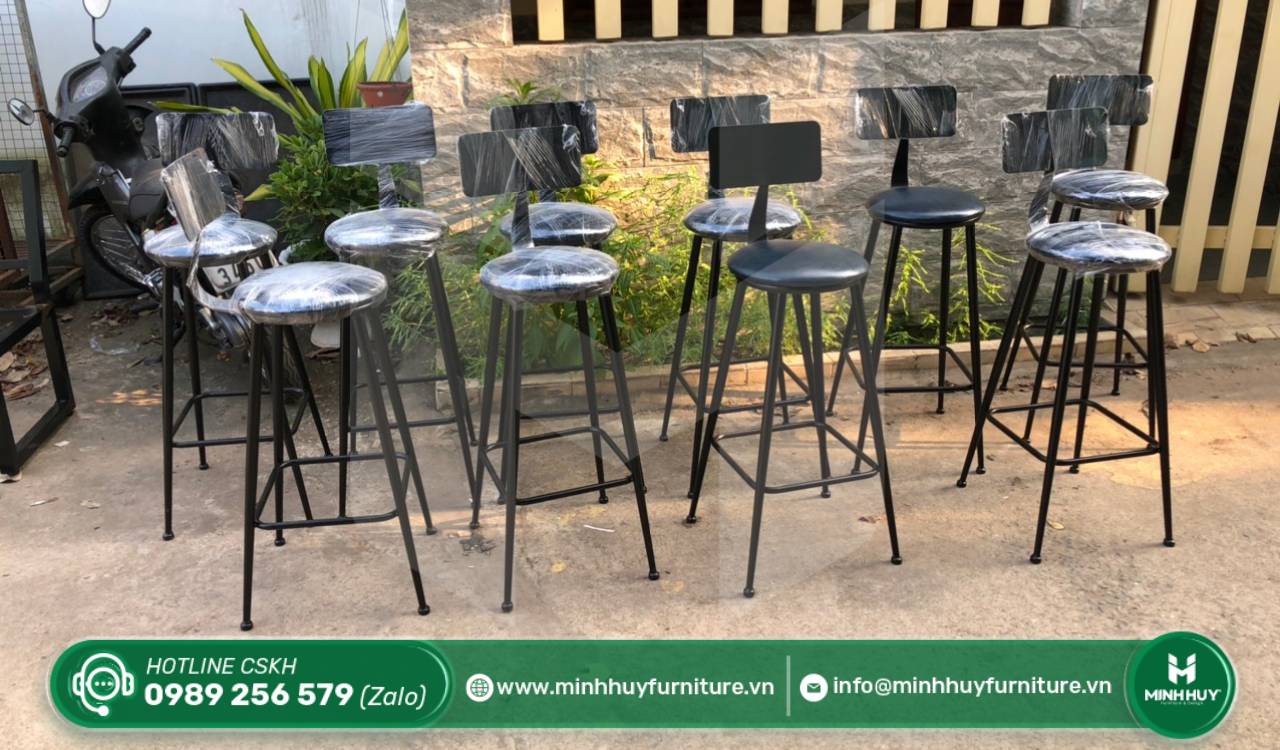mẫu bàn ghế sắt chân cao kiểu bar đẹp