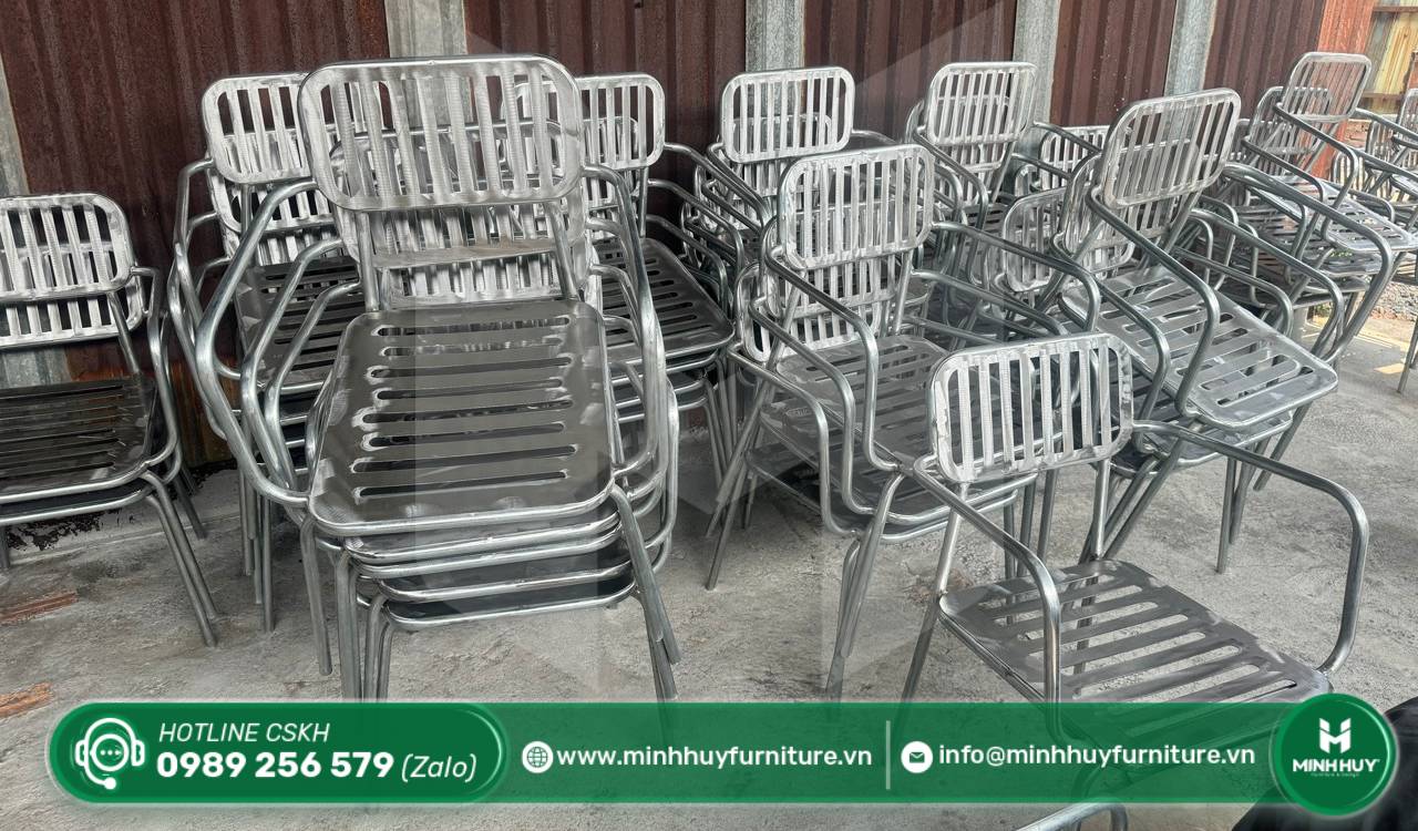 mẫu bàn ghế sắt nghệ thuật