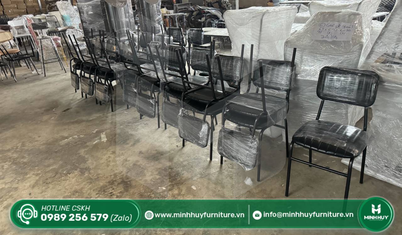 Đơn vị cung cấp mẫu bàn ghế sắt vuông đơn giản chất lượng