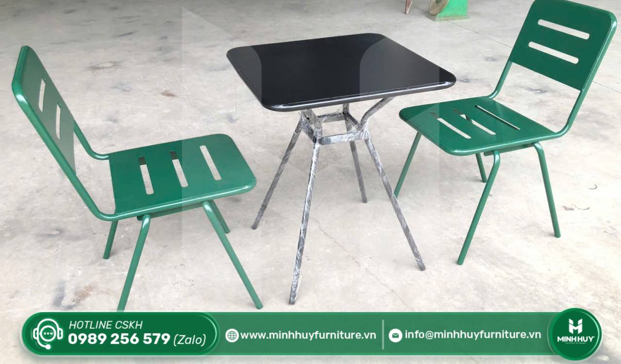 mẫu bàn ghế sắt vuông đơn giản đẹp