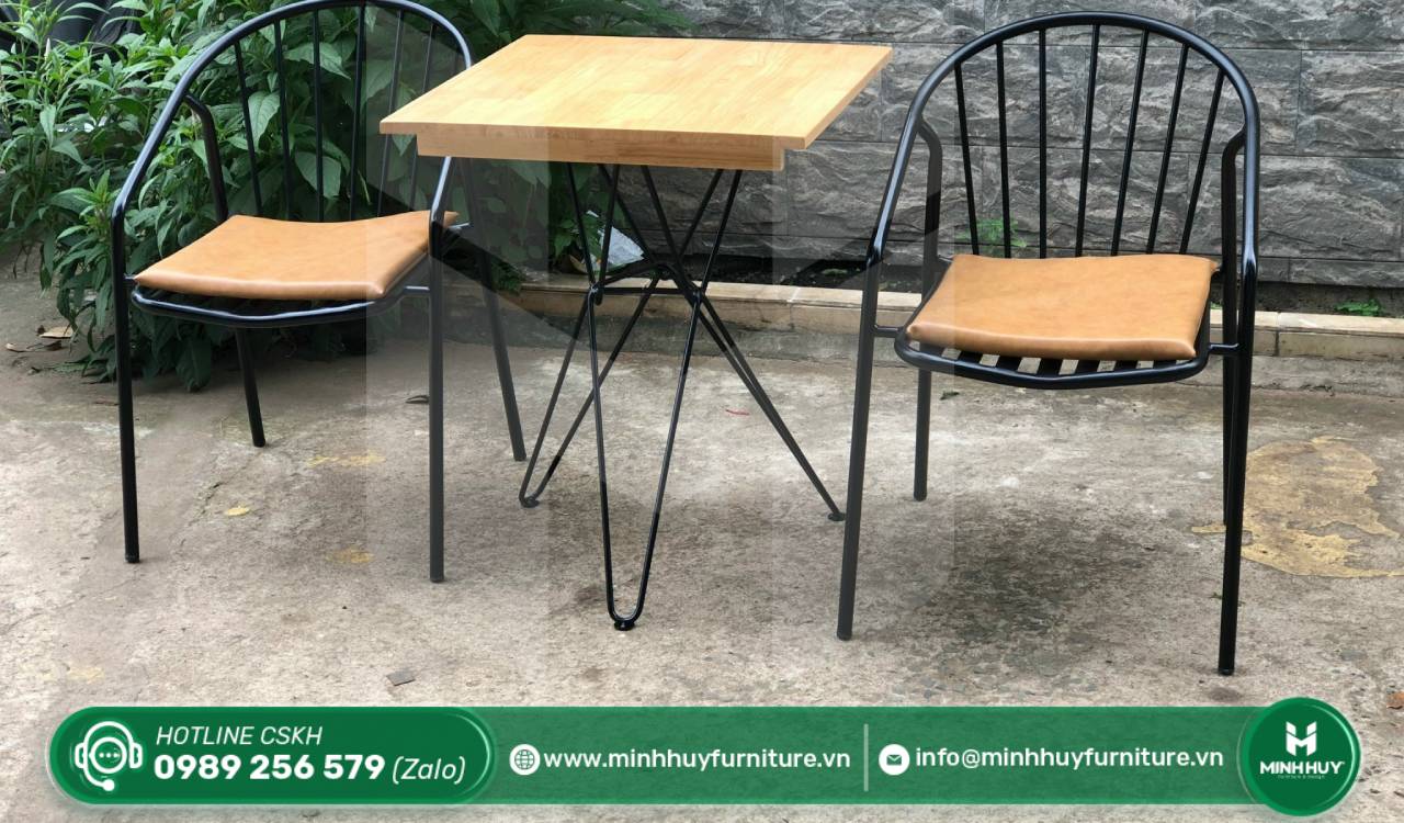 bàn ghế sắt vuông đơn giản đẹp