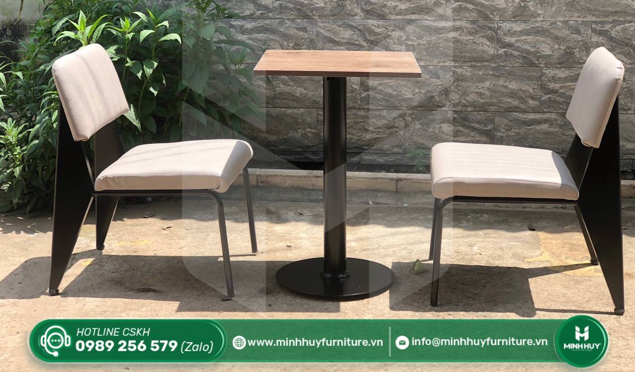 bàn ghế sắt vuông đơn giản đẹp