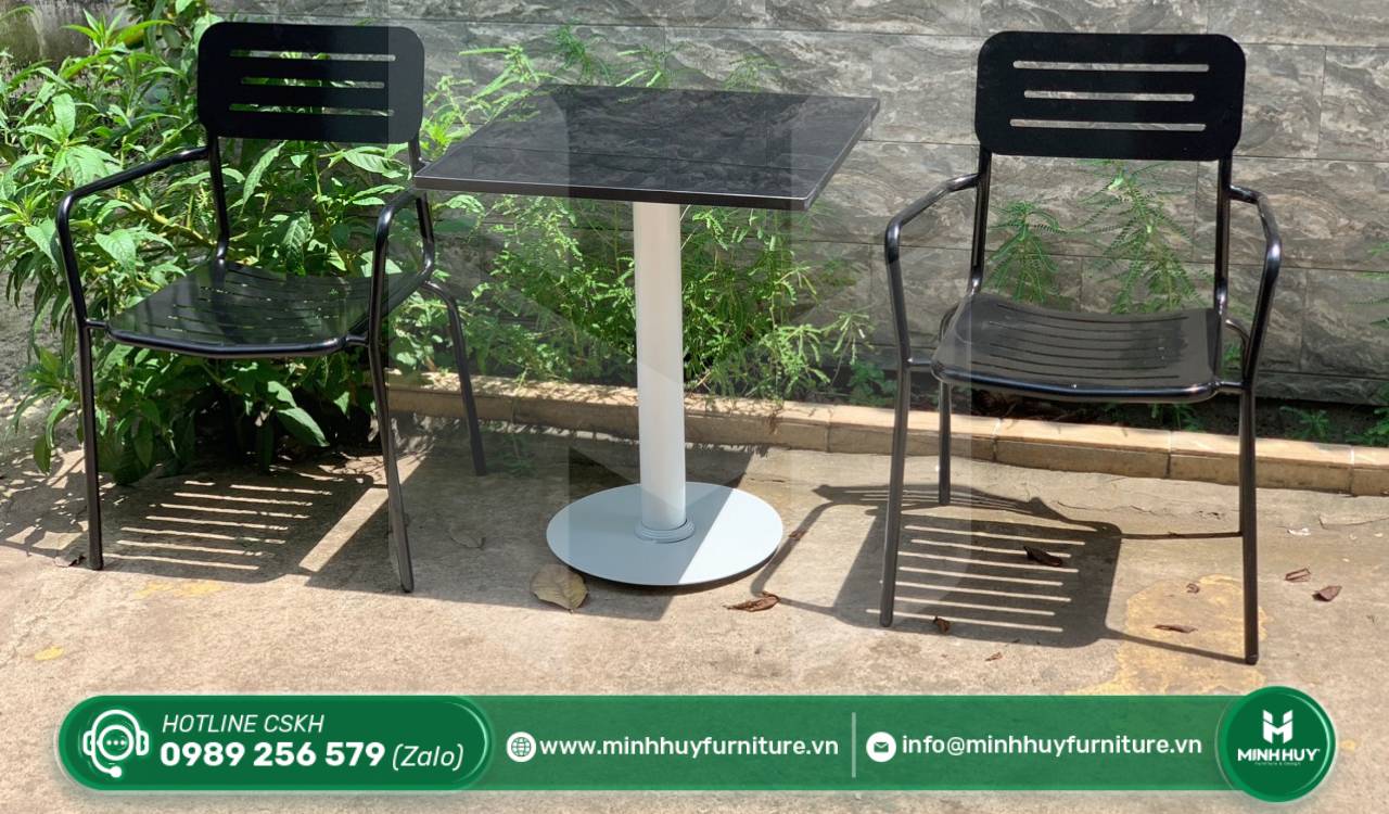 mẫu bàn ghế sắt vuông đơn giản