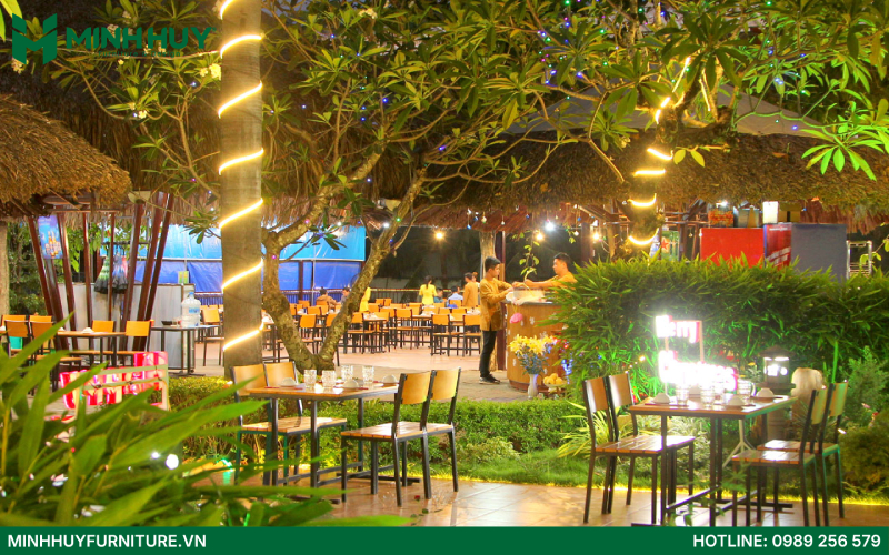 thiet ke noi that nha hang san vuon