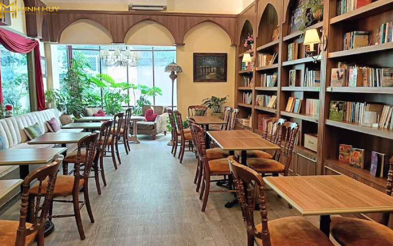 Bibli Library Cafe