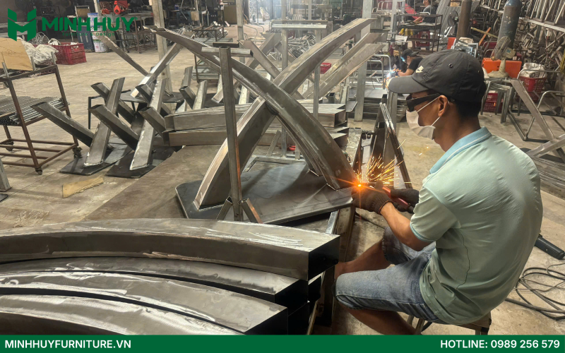 báo giá thi công nội thất nhà hàng beef steak