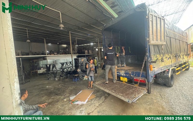 Thiết kế và thi công nội thất quán cafe workshop tại hcm