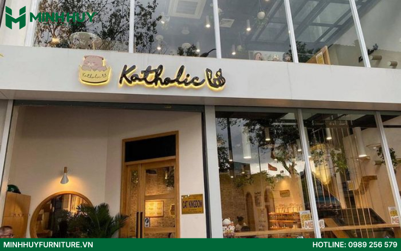 Quán cafe thú cưng ở Sài Gòn Katholic