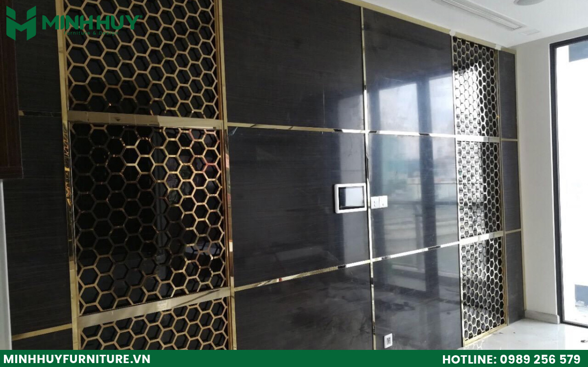 xuong gia cong khung kinh inox ma vang