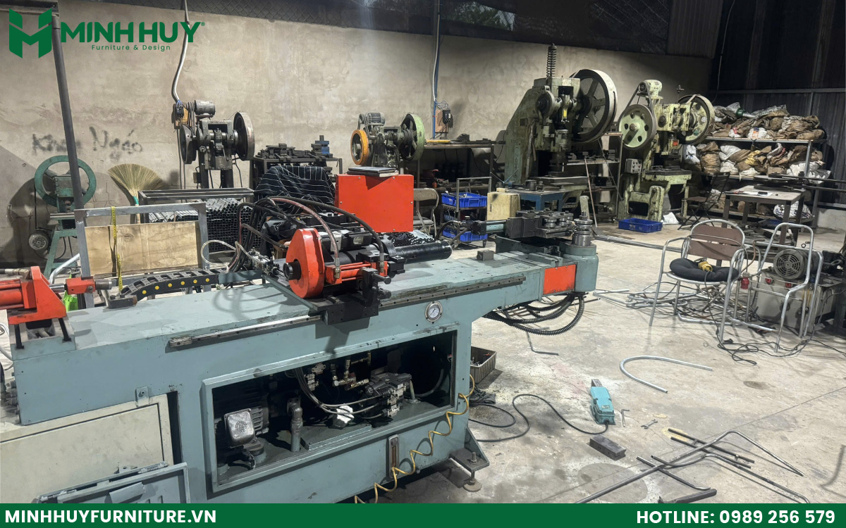 gia công khung kính inox mạ vàng