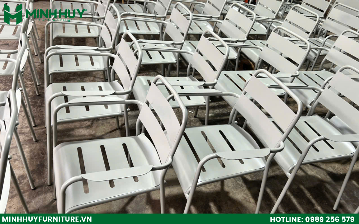 Cac mau ban ghe sat dep tai HCM