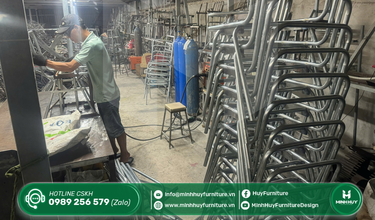 bàn ghế inox tai HCM
