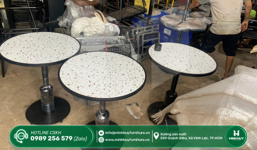 Bàn cafe tròn mặt đá chân sắt MHB001