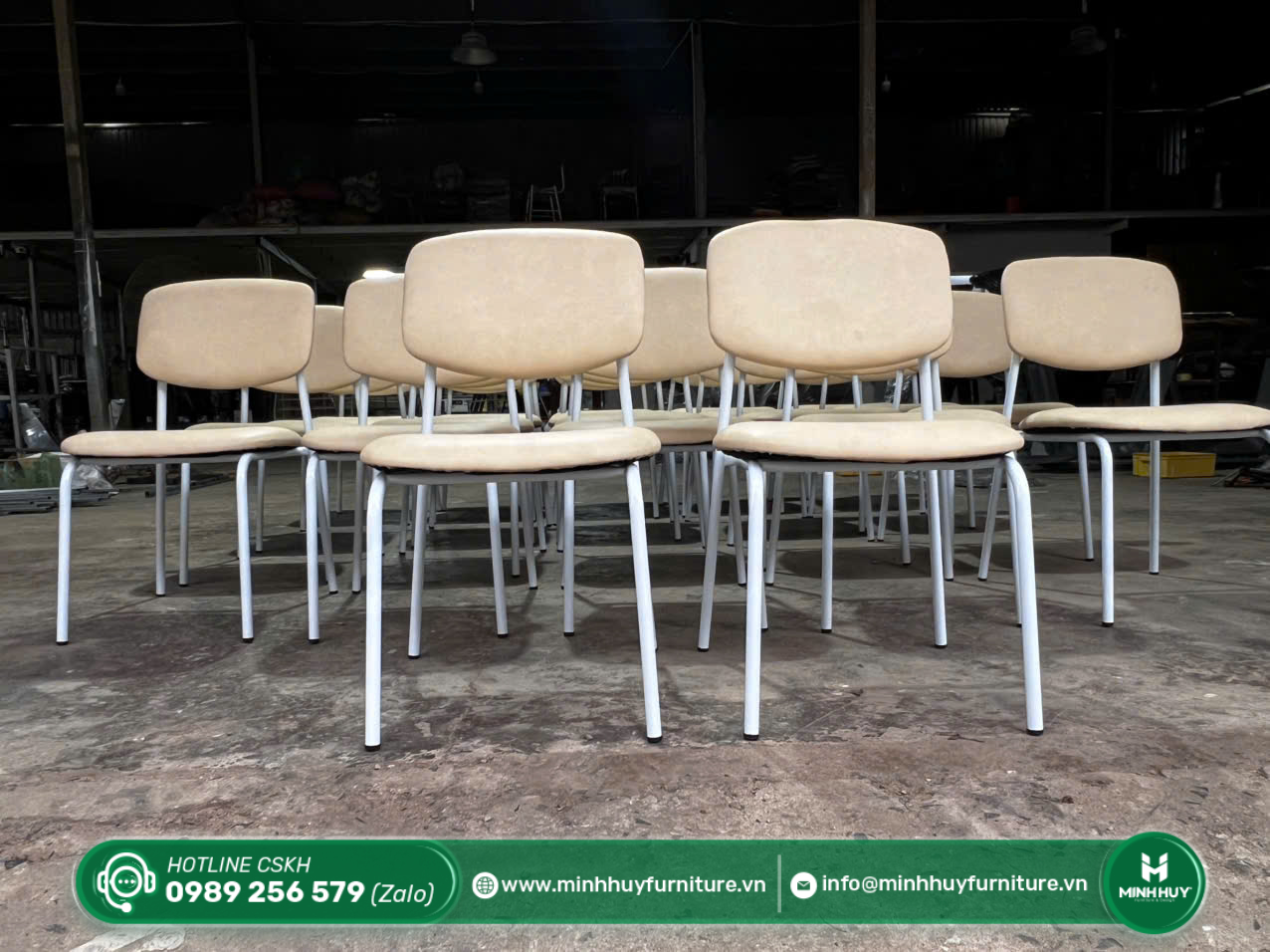 Hình ảnh thực tế sản phẩm Ghế Cafe Bọc Nệm Chân Sắt MH119