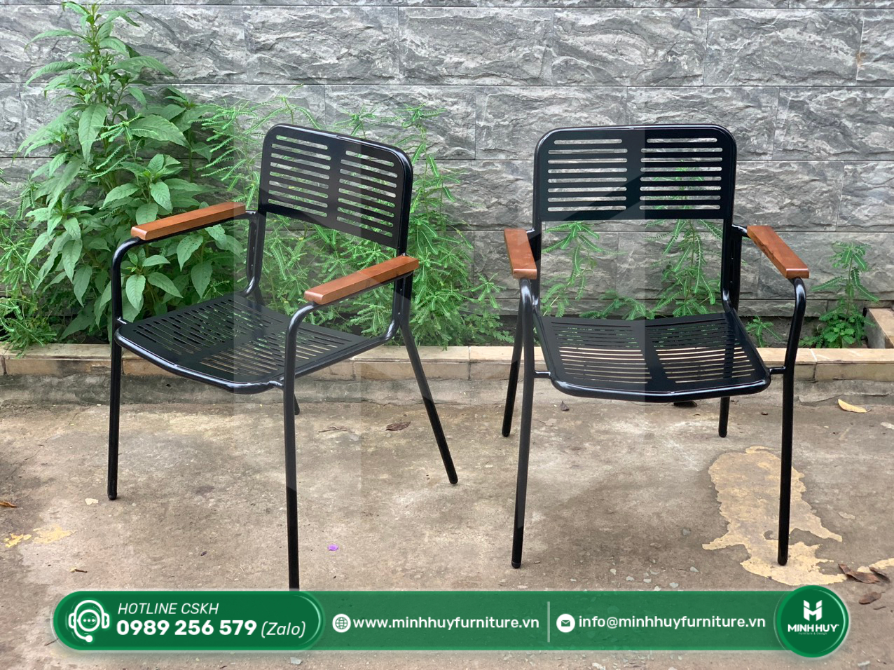 Hình ảnh thực tế mẫu Ghế Cafe Sắt Đen Tay Gỗ MH115