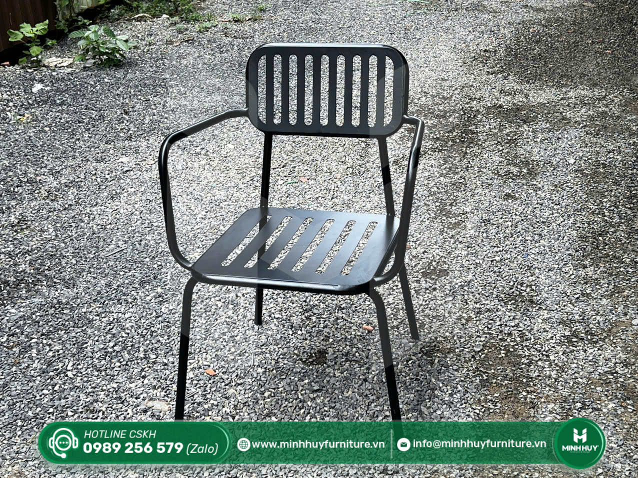 Hình ảnh thực tế mẫu Ghế Sắt Cafe Lưng Sọc Có Tay