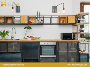 Làm tủ bếp bằng khung sắt
